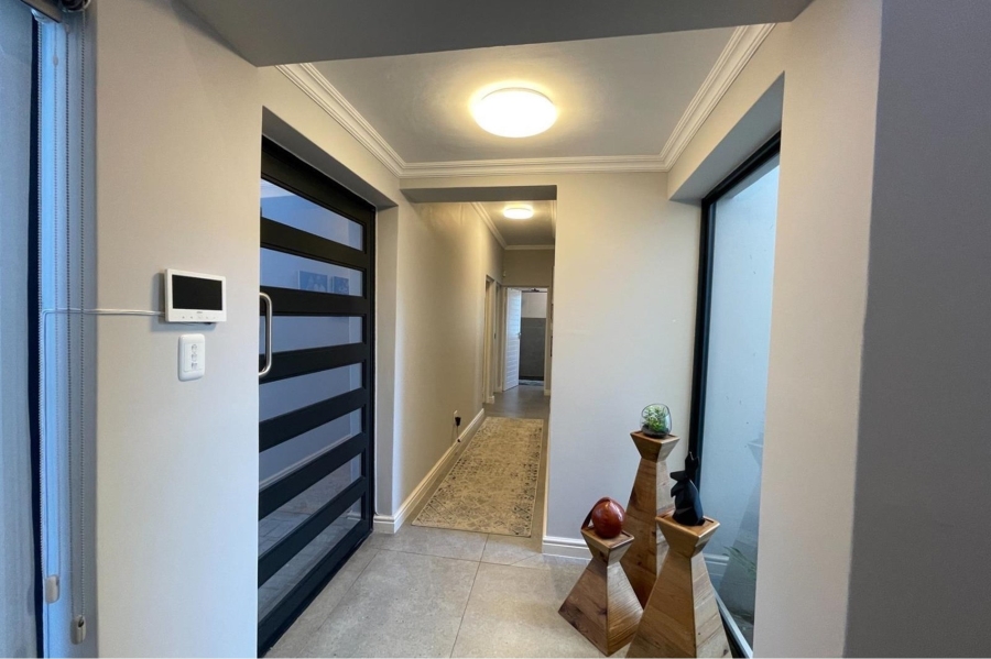 3 Bedroom Property for Sale in Island View Western Cape